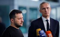 Ông Zelensky bất ngờ thăm trụ sở NATO, sợ Ukraine bị quên lãng