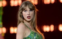 Đạo diễn lừng danh Christopher Nolan dành nhiều lời tôn vinh cho Taylor Swift