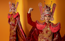 Á vương Thiện Khá mang Trống đồng Ngọc Lũ đến đấu trường Mister Cosmopolitan 2023
