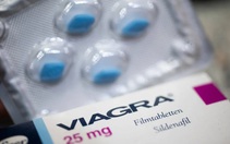 Phương Tây trừng phạt, nhiều đàn ông Nga thiếu... Viagra