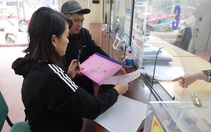 Hàng trăm bạn đọc vẫn vướng vì xác nhận cư trú