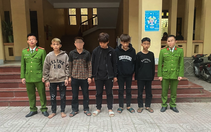 Nhóm thiếu niên ném đá làm vỡ kính hàng loạt xe khách trên quốc lộ 1 giữa đêm