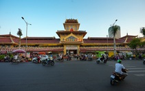 Sài Gòn - TP.HCM 325 năm: Phố cổ không chỉ để ngắm mà còn là làm ăn