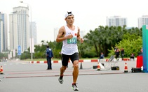SEA Games 32: Nắng nóng bủa vây VĐV marathon và đi bộ