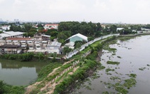 Hàng chục hộ dân phải di dời gấp vì kênh Thanh Đa sạt lở