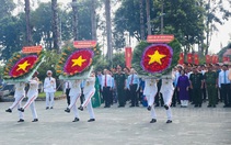 Dâng hương, dâng hoa tưởng nhớ các anh hùng liệt sĩ tại huyện Củ Chi