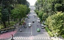 TP.HCM nắng đẹp, bình yên ngày đầu năm mới