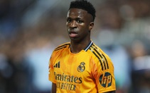 Vinicius bị cáo buộc ‘xem lậu’ trận đấu của Real Madrid