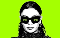 Vì sao brat của Charli XCX khuynh đảo cõi mạng năm nay?