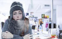 Tay chân tê cóng ngày lạnh, đeo găng tay vẫn lạnh: Đừng chủ quan
