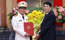 Thăng cấp bậc hàm thượng tướng đối với Thứ trưởng Lê Quốc Hùng