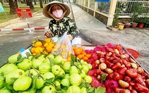 Tết về trong những hẻm nghèo