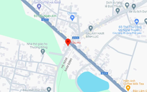 Xe ô tô va chạm với tàu hỏa nơi không có rào chắn