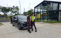 Mitsubishi Xpander tông Porsche 911, showroom kéo ra tòa
