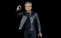 Nvidia ra mắt chip AI ‘mạnh nhất thế giới’, nhanh gấp 30 lần phiên bản cũ