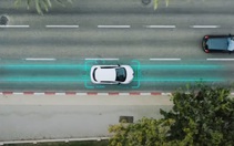 Công nghệ sạc xe điện không dây ngay trên đường ngày càng hiện thực