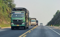 Xe lớn bắt đầu 'né' cao tốc Cam Lộ - La Sơn - Hòa Liên