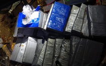 85 gói hình chữ nhật trôi trên biển Gò Công là cocaine