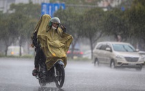 Thời tiết hôm nay 10-5: Nam Bộ bớt nắng nóng, chiều tối mưa to
