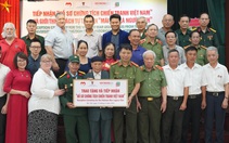Cựu binh nghẹn ngào nhận lại kỷ vật chiến trường nhiều năm lưu lạc trên đất Mỹ