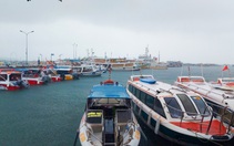 Tour ca nô tham quan đảo Phú Quốc tạm dừng do ảnh hưởng bão số 3