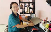 Mẹ ung thư, nữ sinh Khánh Hòa có ngày nhịn đói, vào đội tuyển thi quốc gia, đậu ĐH Kinh tế TP.HCM