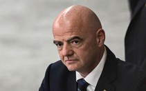 Chủ tịch FIFA đến thăm Malaysia giữa xì căng đan 'nhập tịch gian dối'