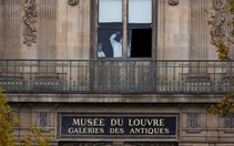 Bảo tàng Louvre mở cửa trở lại sau vụ trộm thế kỷ