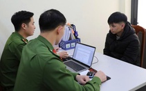 Không chấp hành hiệu lệnh đo nồng độ cồn, thanh niên tông cảnh sát gãy xương gót chân