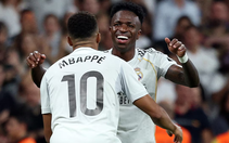 Nhường phạt đền, Mbappe thắng lớn trong lòng người hâm mộ Real Madrid