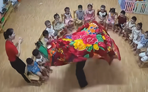 Màn múa lân độc lạ nhất mùa Trung thu