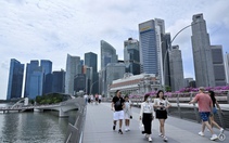 Singapore chật vật ngăn tiền bẩn lừa đảo từ Campuchia