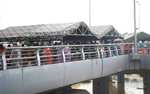 Quân đội dựng lều dã chiến trên cầu vượt ở Nha Trang để ứng cứu người dân