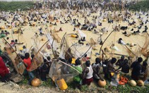 Sự thật về video mô tả đám đông người dân Sudan lao xuống sông để thoát nạn diệt chủng