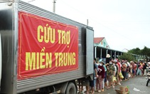 Những chuyến xe chở nghĩa tình về vùng lũ Phú Yên cũ