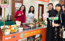 Bộ Ngoại giao chiêu đãi khách bằng phở Thìn Bờ Hồ đúng  Ngày của Phở