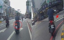 Cảnh sát giao thông ghi giấy phạt mình vì người thân mượn xe rồi phạm luật