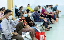 Loại ung thư nào dẫn đầu thường gặp ở nam giới và nữ giới?