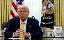 Sau đe dọa trừng phạt Nga, ông Trump nói làm việc với Nga 'dễ hơn Ukraine'