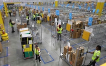 Người bán trên Amazon khóc ròng vì Mỹ áp thuế khủng hàng hóa đến từ Trung Quốc
