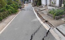 Xuất hiện vết nứt lớn có nguy cơ sụt cả mảng, Lào Cai công bố tình huống khẩn cấp