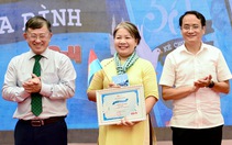 Trao giải, ra mắt sách Kể chuyện hòa bình, đặc san Tuổi Trẻ 30-4 - Sum họp một nhà