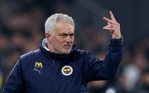 Mourinho đối diện với nguy cơ bị cấm chỉ đạo 10 trận