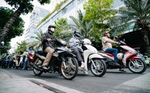 Đèn cho xe rẽ phải có cũng như không vì...