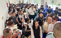 Hà Nội lý giải việc dân xếp hàng dài từ rạng sáng để xử lý thủ tục hành chính