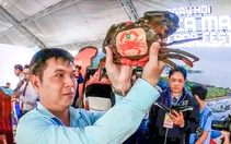 Tìm ‘thí sinh cua’ lớn nhất tại ngày hội cua Cà Mau lần 2