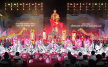 Tổng Bí thư Tô Lâm dự khai hội Làng Sen, khánh thành tượng Bác Hồ về thăm quê