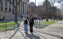 Truyền thông Trung Quốc: Harvard và Trung Quốc đang chung chiến hào