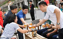 Đừng biến bàn nhậu thành nơi giải sầu, rồi gây sầu cho người khác