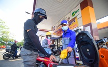 Giá xăng tăng nhẹ, giá dầu giảm